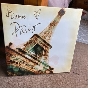 Eiffel Tower picture